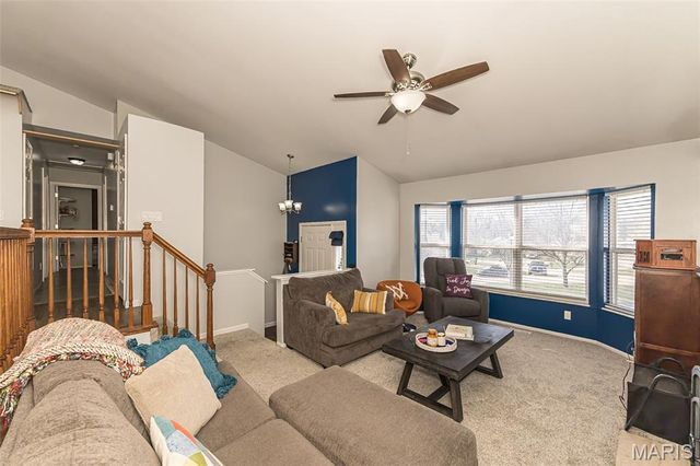 217 Lazy Hollow Court, St Peters, MO 63376