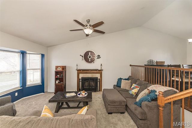 217 Lazy Hollow Court, St Peters, MO 63376