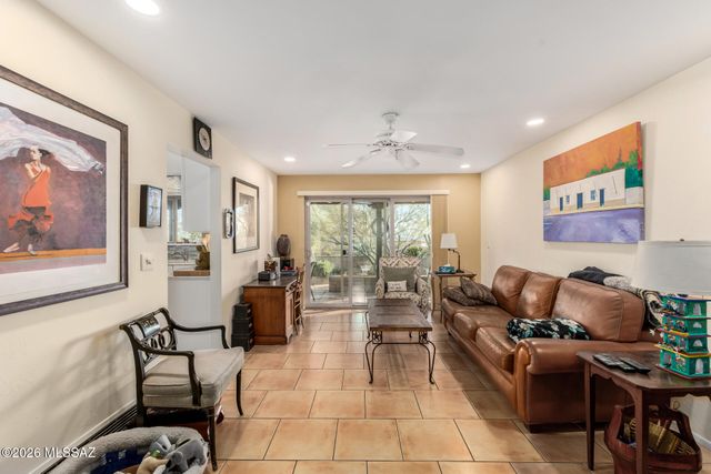 6901 N Montezuma Drive, Tucson, AZ 85718