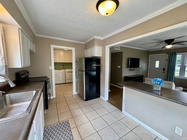 823 Northwood Drive, South Bend, IN 46617