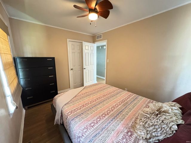 823 Northwood Drive, South Bend, IN 46617