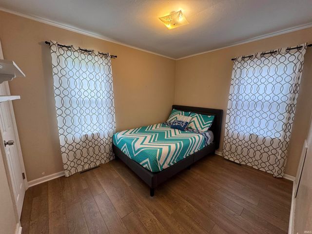 823 Northwood Drive, South Bend, IN 46617