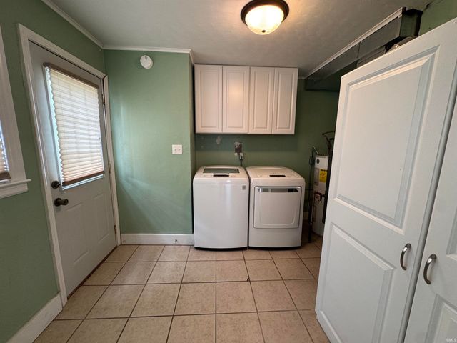823 Northwood Drive, South Bend, IN 46617