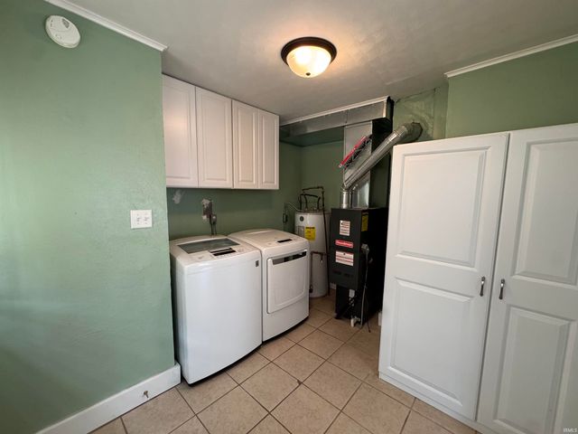 823 Northwood Drive, South Bend, IN 46617