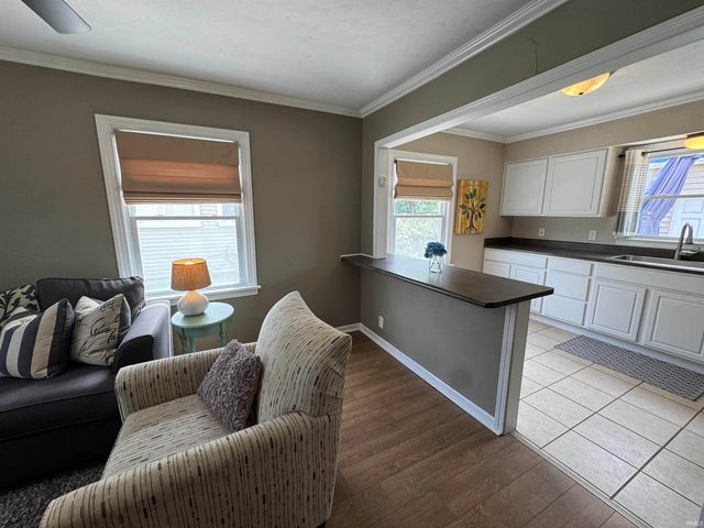 823 Northwood Drive, South Bend, IN 46617