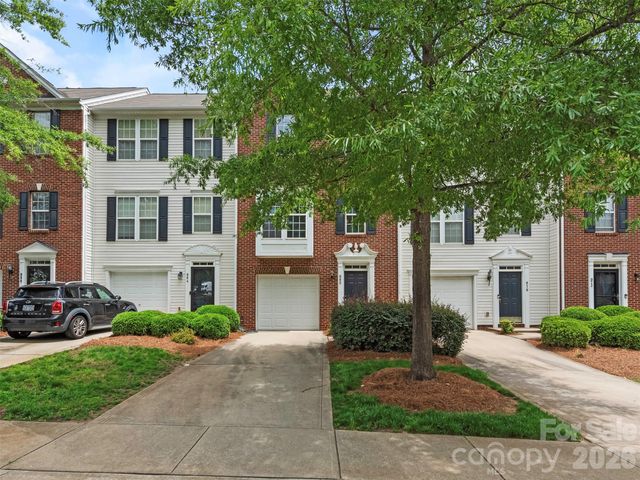 980 Tiger Lane, Charlotte, NC 28262