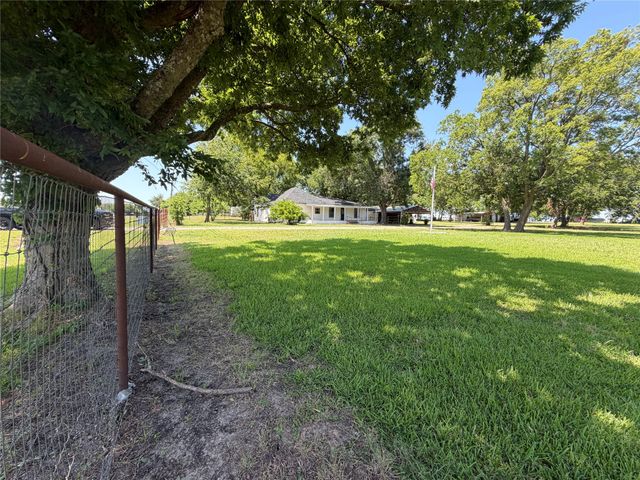 1370 Highway 34 N, Greenville, TX 75401
