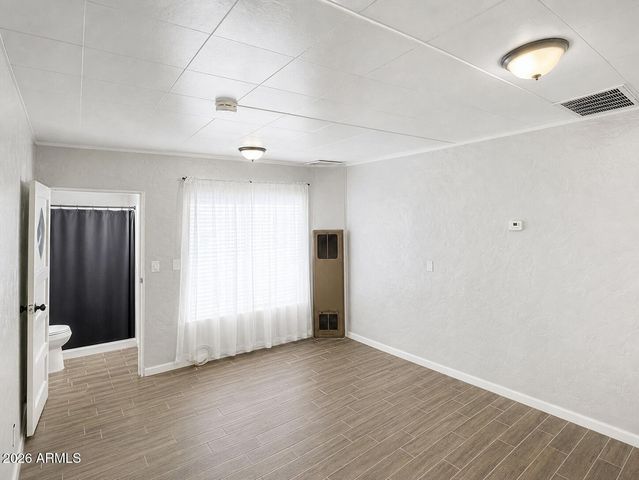 5913 W PALMAIRE Avenue B, Glendale, AZ 85301