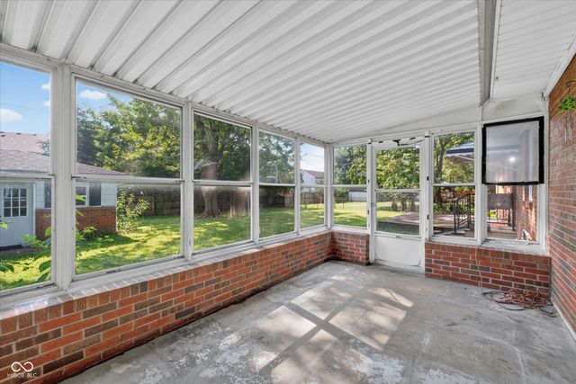 7301 S Franklin Road, Indianapolis, IN 46259