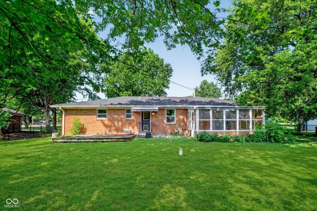 7301 S Franklin Road, Indianapolis, IN 46259