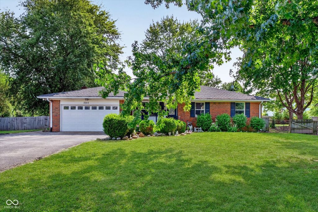 7301 S Franklin Road, Indianapolis, IN 46259