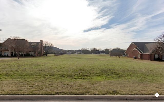 2424 Sweeping Meadows Lane, Cedar Hill, TX 75104