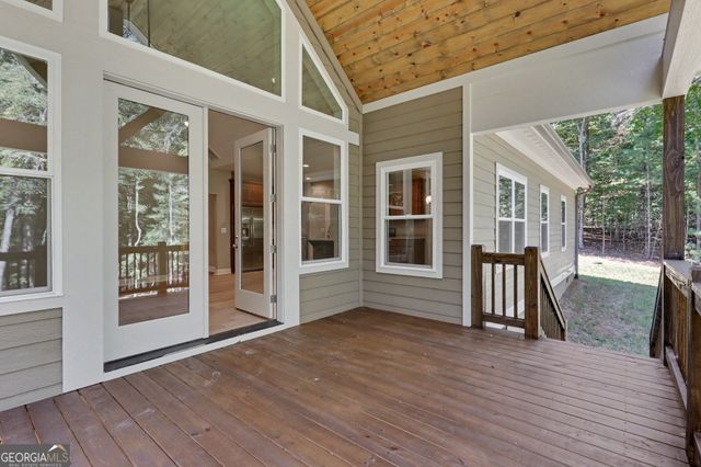 329 Hawks Nest Drive, Blairsville, GA 30512