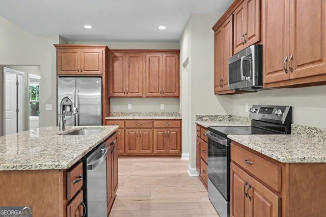 329 Hawks Nest Drive, Blairsville, GA 30512