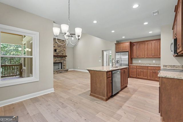 329 Hawks Nest Drive, Blairsville, GA 30512