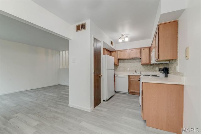 1405 Vadera Court, Fenton, MO 63026