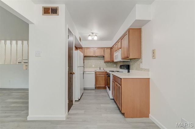 1405 Vadera Court, Fenton, MO 63026