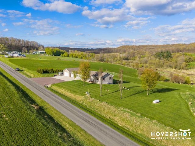N1344 Fox Road, Wonewoc, WI 53968