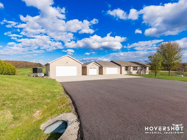 N1344 Fox Road, Wonewoc, WI 53968