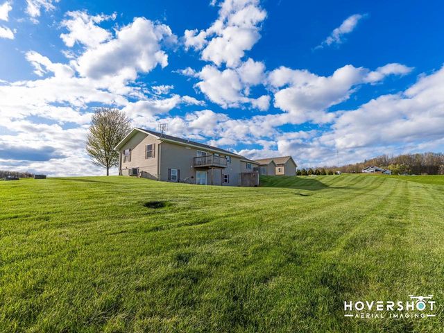 N1344 Fox Road, Wonewoc, WI 53968