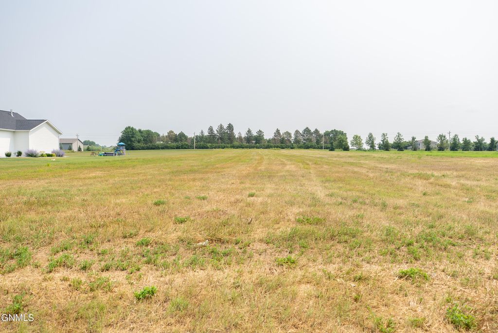 11729 Apple View Lane, Menoken, ND 58558