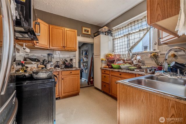 221 Okanogan Ave, Wenatchee, WA 98801