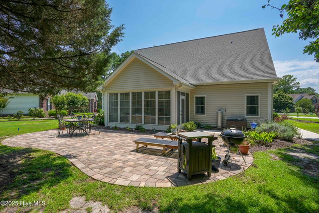 107 Sea Turtle Cove, Sneads Ferry, NC 28460