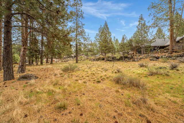 60908 Crested Butte Lane, Bend, OR 97702