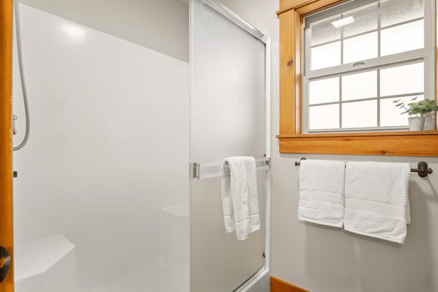 60908 Crested Butte Lane, Bend, OR 97702