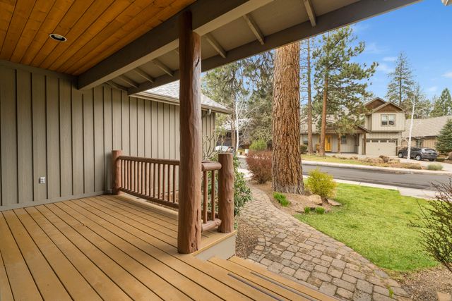 60908 Crested Butte Lane, Bend, OR 97702