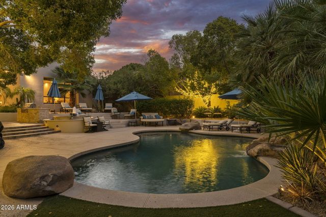 5209 N 63RD Place, Paradise Valley, AZ 85253