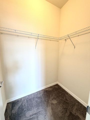 2800 Troubadour Street, Palm Springs, FL 33406