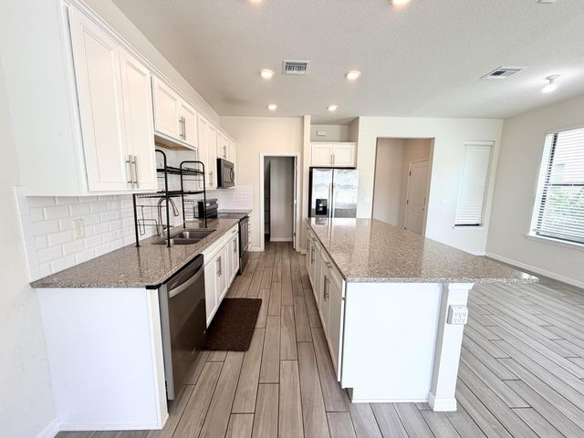 2800 Troubadour Street, Palm Springs, FL 33406