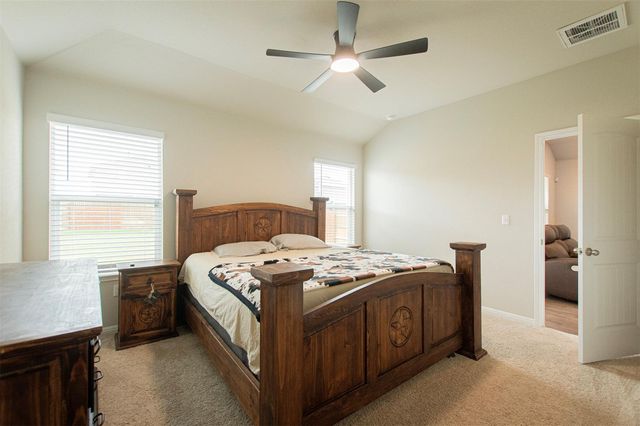 734 Shallowford PL, Bastrop, TX 78602