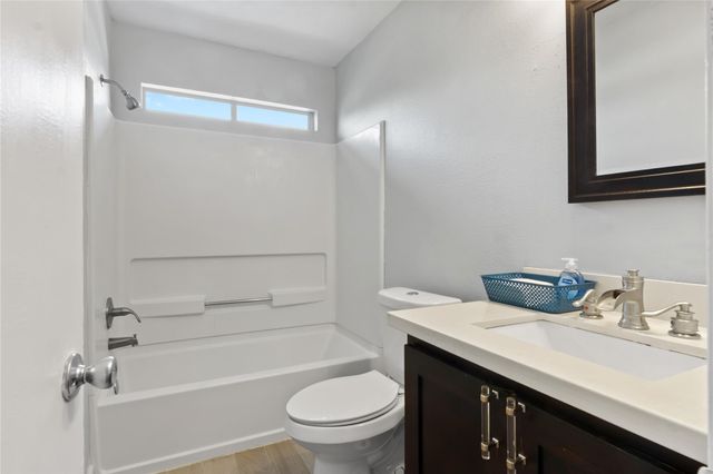 5815 Clerkenwell Drive, Houston, TX 77084