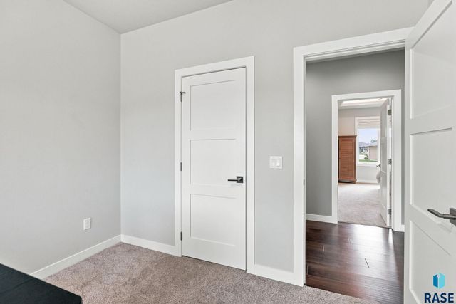 4220 N Astoria Dr Drive, Sioux Falls, SD 57107