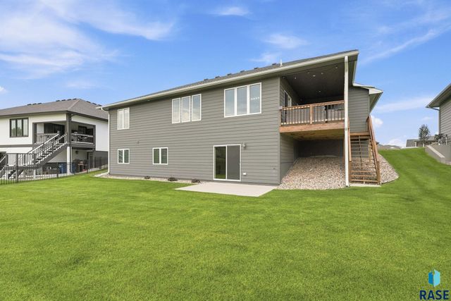4220 N Astoria Dr Drive, Sioux Falls, SD 57107