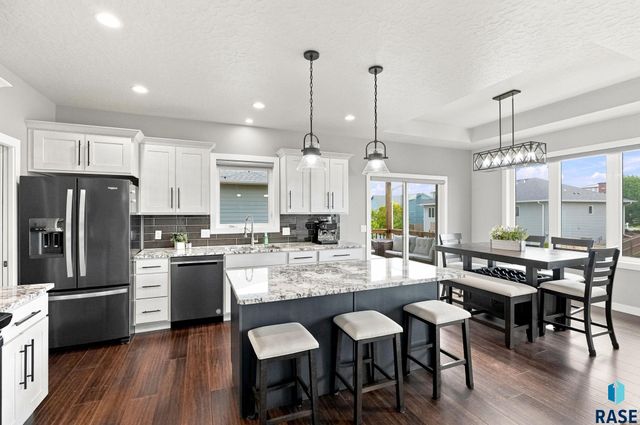 4220 N Astoria Dr Drive, Sioux Falls, SD 57107