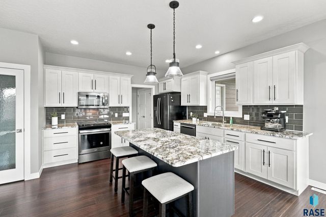4220 N Astoria Dr Drive, Sioux Falls, SD 57107