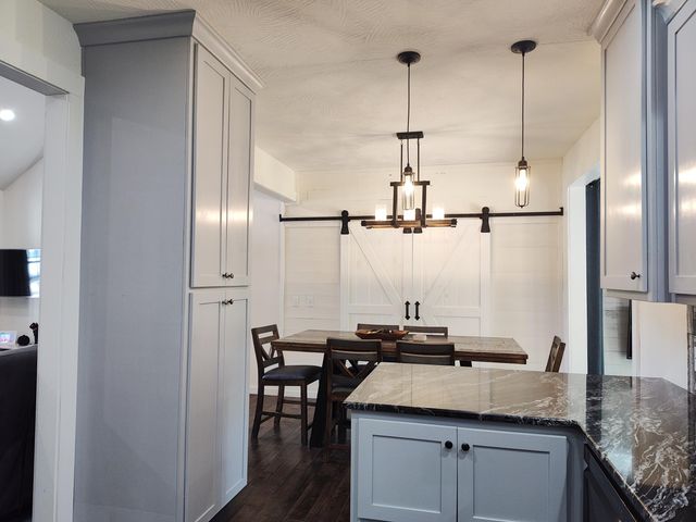 2373 E 540th Road, Buffalo, MO 65622