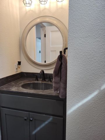 2373 E 540th Road, Buffalo, MO 65622