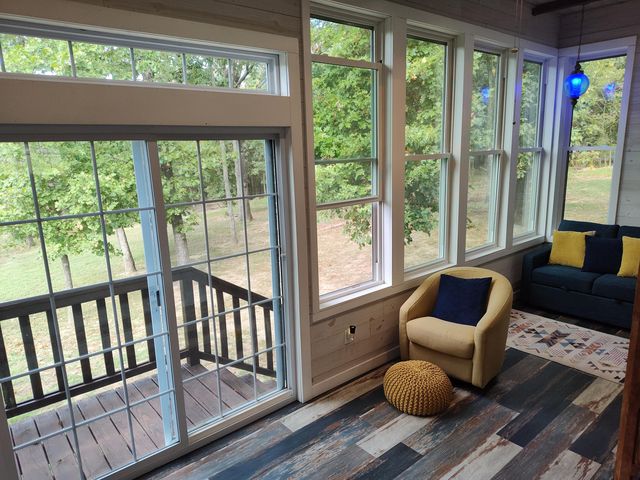 2373 E 540th Road, Buffalo, MO 65622