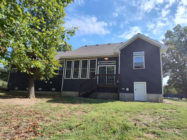 2373 E 540th Road, Buffalo, MO 65622