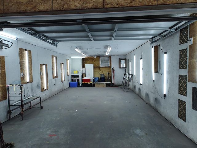 2373 E 540th Road, Buffalo, MO 65622