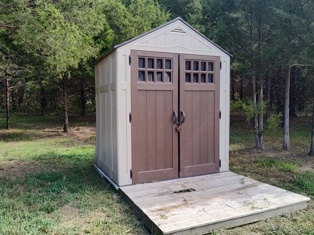 2373 E 540th Road, Buffalo, MO 65622