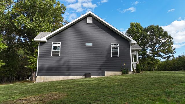 2373 E 540th Road, Buffalo, MO 65622