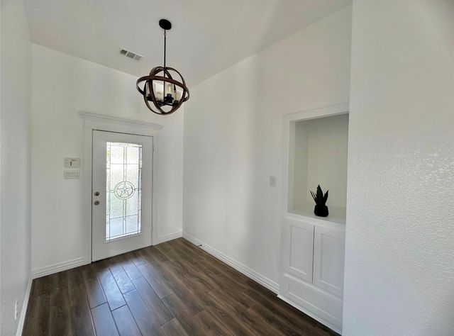 107 Rock Salt Court, Springtown, TX 76082