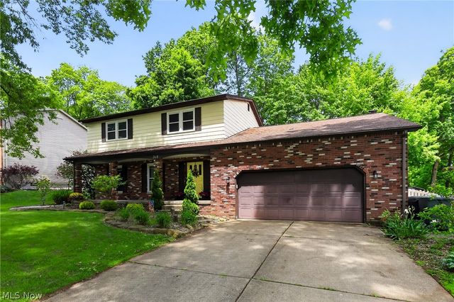 318 Ingram Drive, Boardman, OH 44512