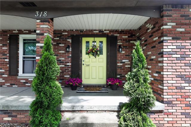318 Ingram Drive, Boardman, OH 44512