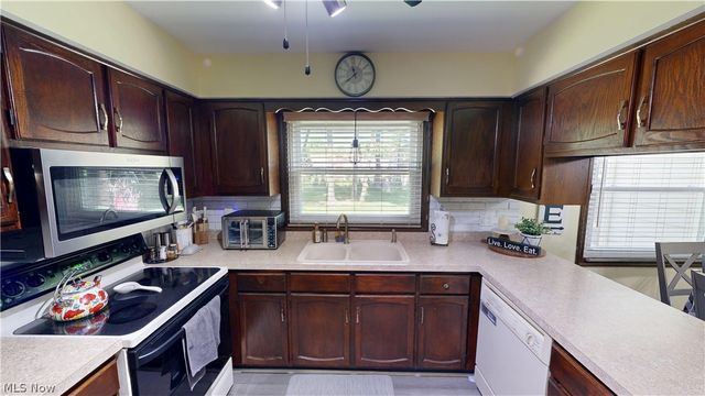 318 Ingram Drive, Boardman, OH 44512